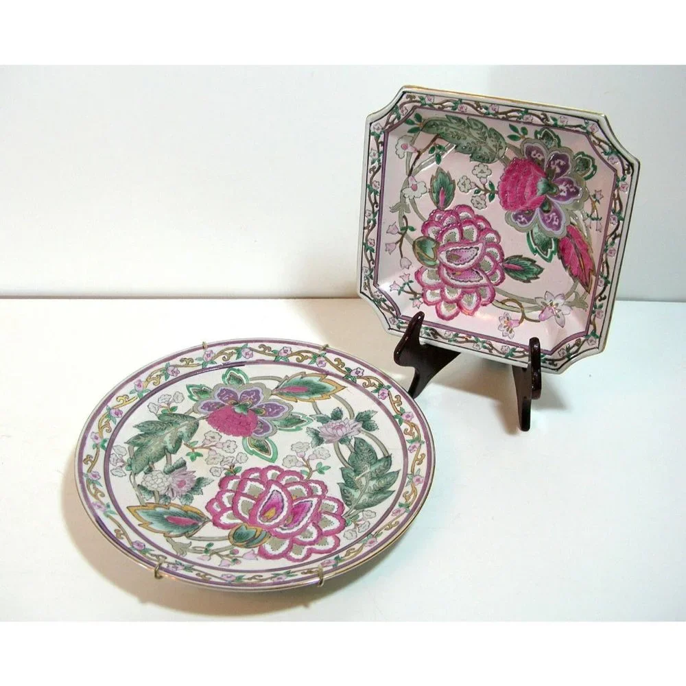 Oriental Floral Plates, Collection of Two, Traditional Decor - Picture 3 of 9